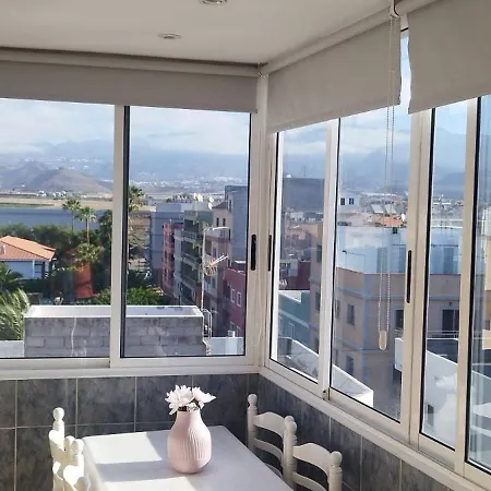 Un Quinto Sin Ascensor Apartman Arona